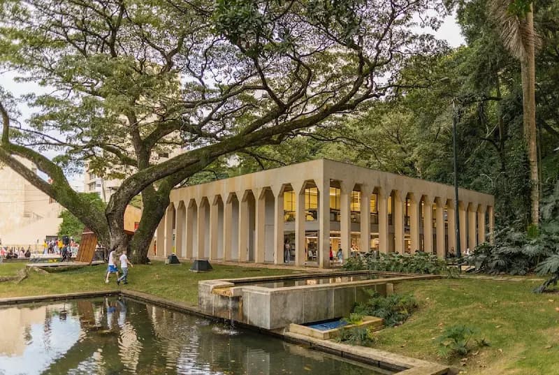 Vista a la ciudad desde Utōpia