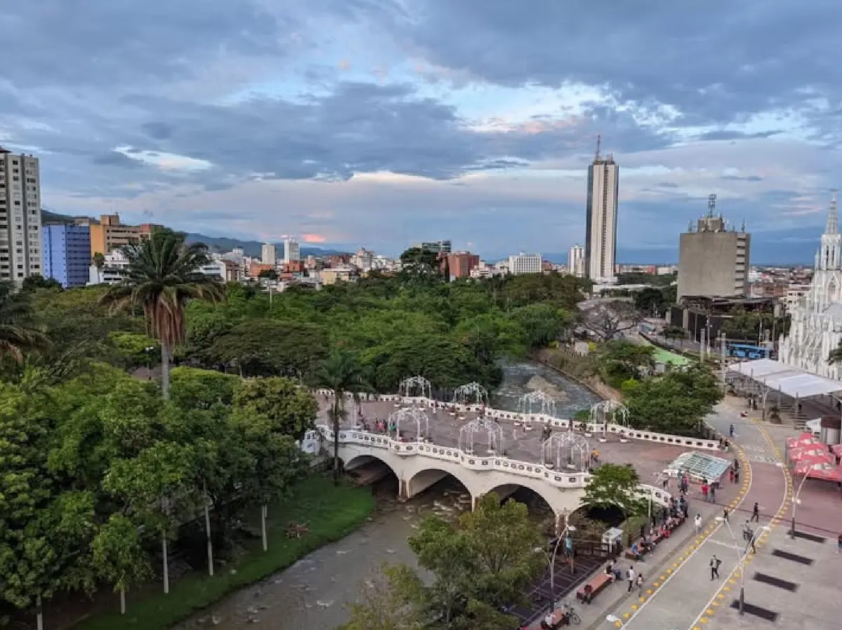 Vista a la ciudad desde Utōpia